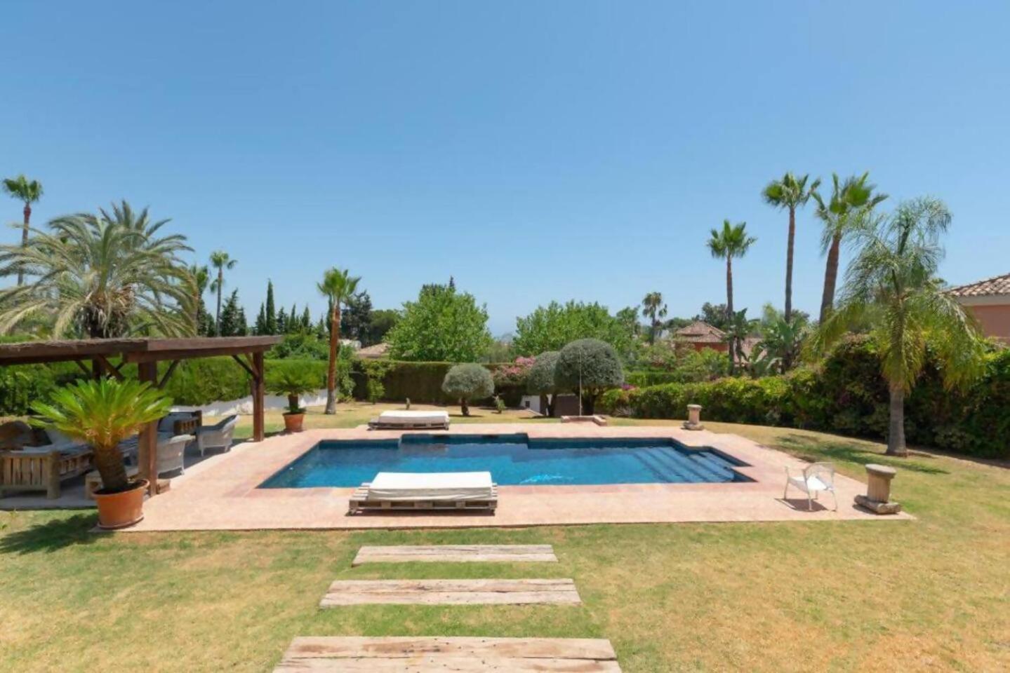 Villa Casa Sol Encantadora Con Piscina Marbella