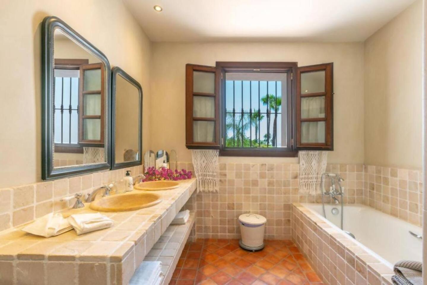 Pousada Casa Sol Encantadora Con Piscina
